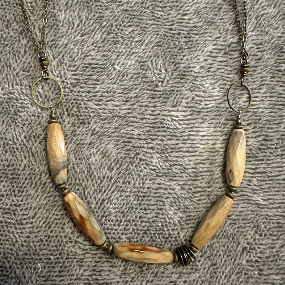 Simon & Ruby necklace.